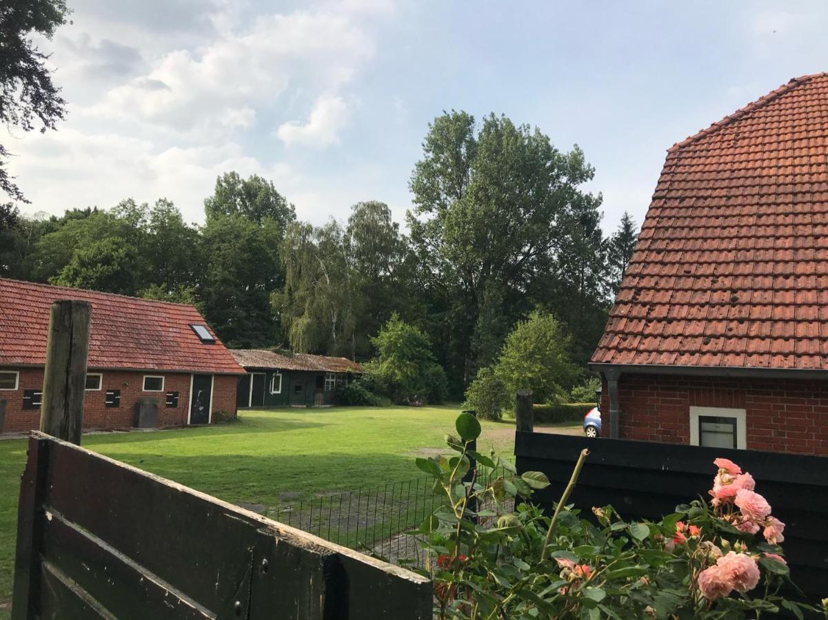 Twisterhof, appartement Anna Sustrum Exterior foto